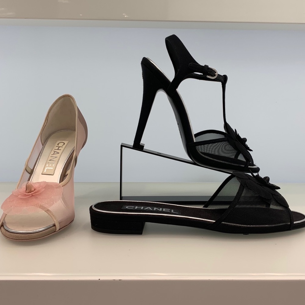 🖤 CHANEL MULES 🖤 size 7 - Picture 4 of 8